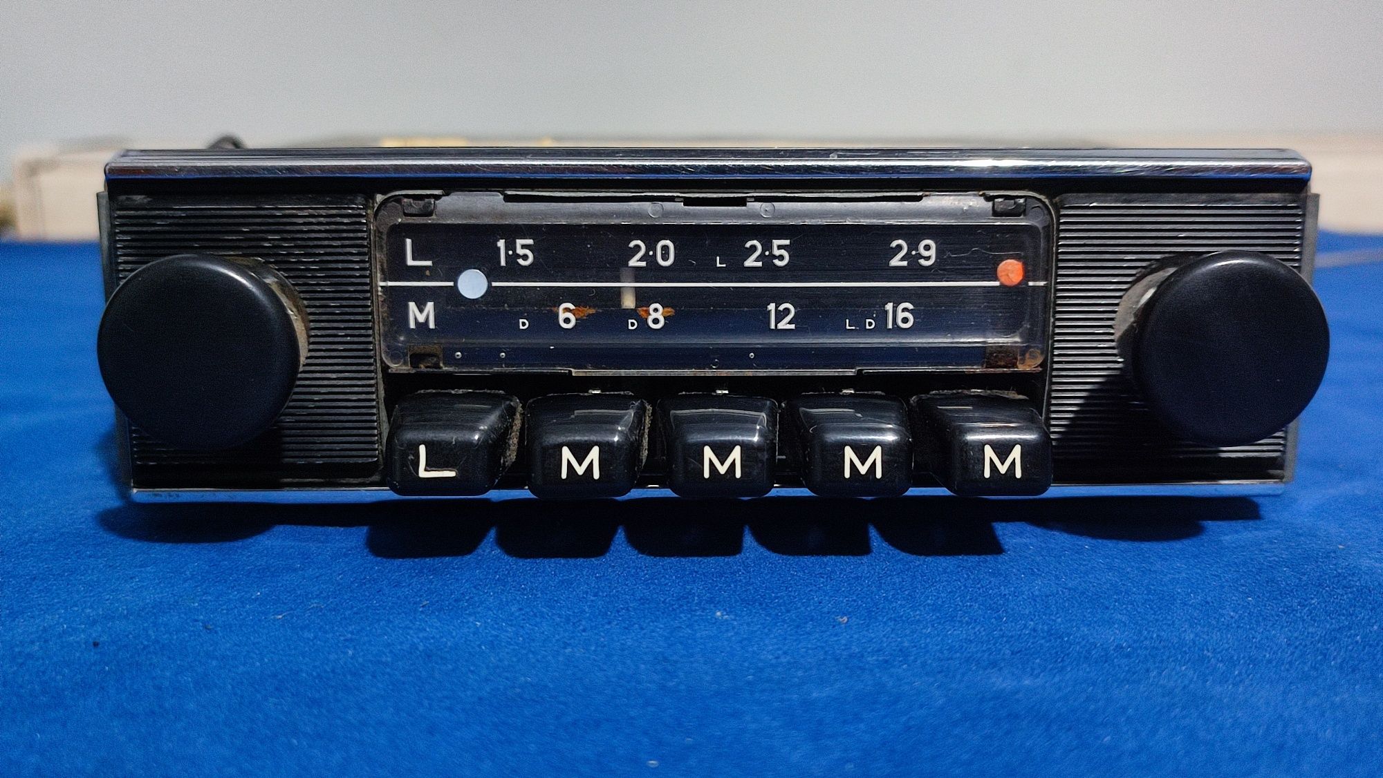 BLAUPUNKT HAMBURG și UNIVERSUM radio auto  vintage