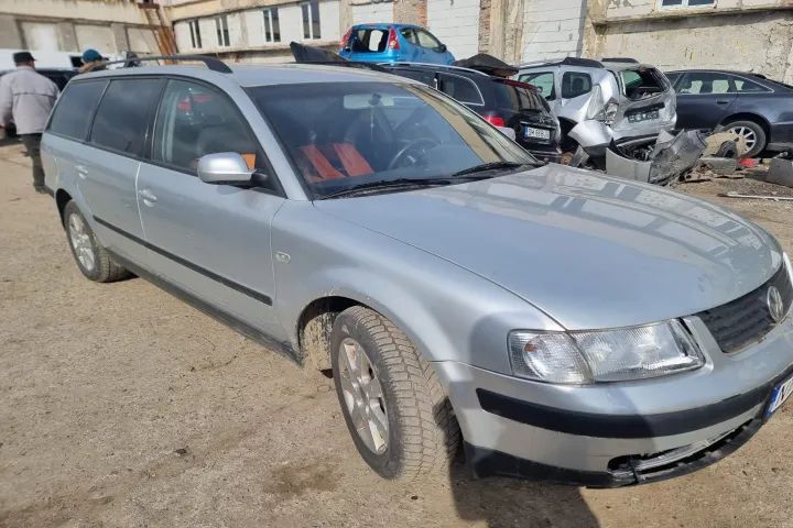 bara fata spate capota trager calandru haion stop tripla stanga dreapta VW Passat B5 2000 motor 1.9tdi ajm  dezmembrez turbina