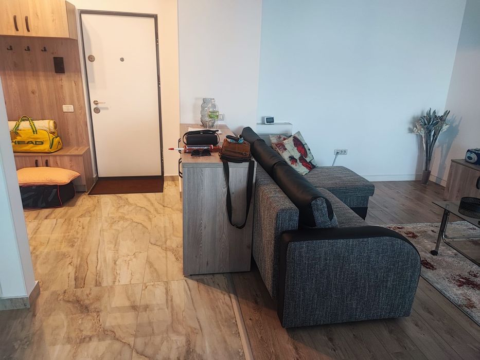 Închiriez apartament 2 camere Central Address Residence