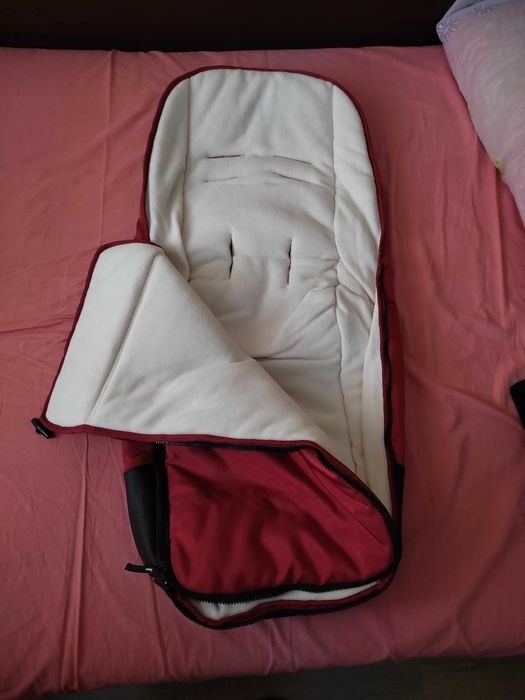 Продавам детска количка Mutsy EVO