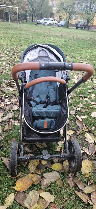 Carucior cumparat din Bebe Tei