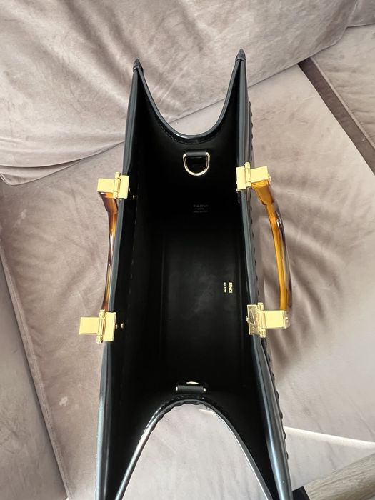 Уникална дамска чанта от естествена кожа