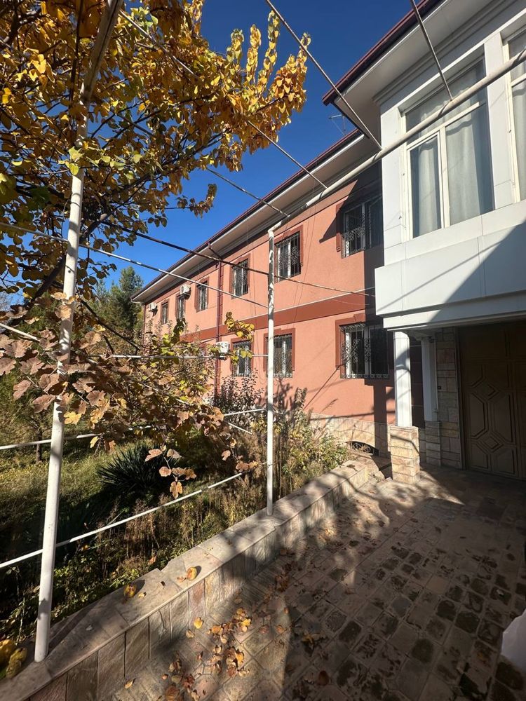 Xovli sotiladi Medgradok
