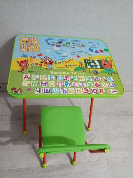 Продам детскую парту