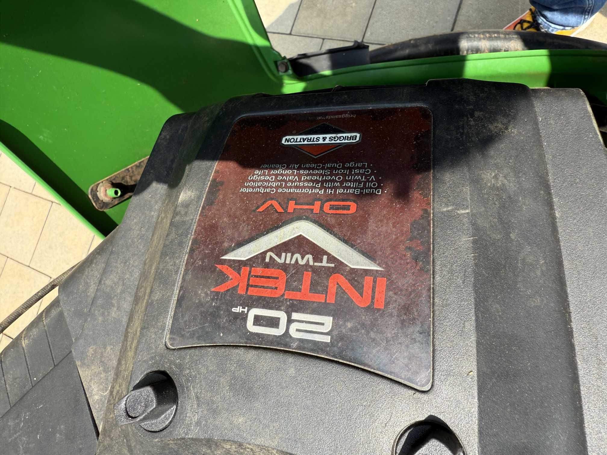 Тракторна косачка John Deere L120B