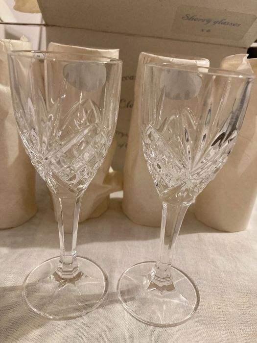 Кристални чаши за шери