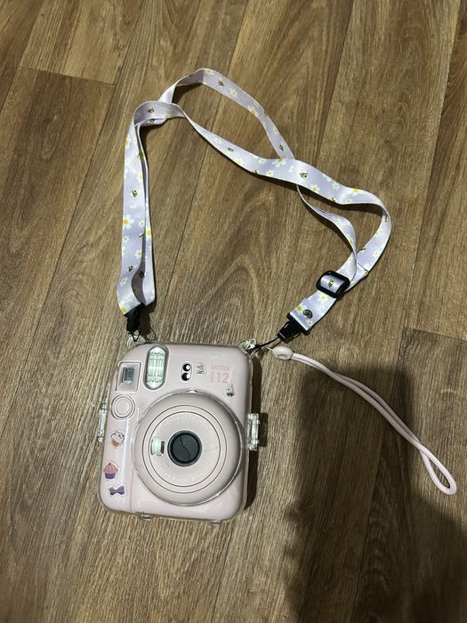 Продается InstaX mini 12