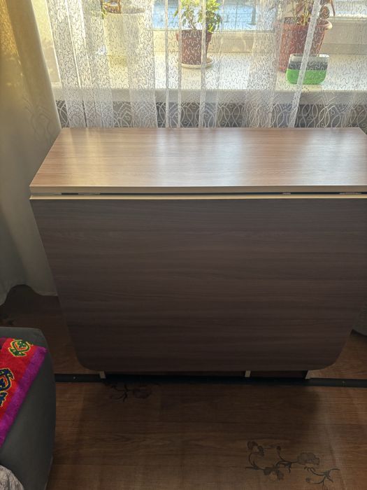 Продам стол- книжку