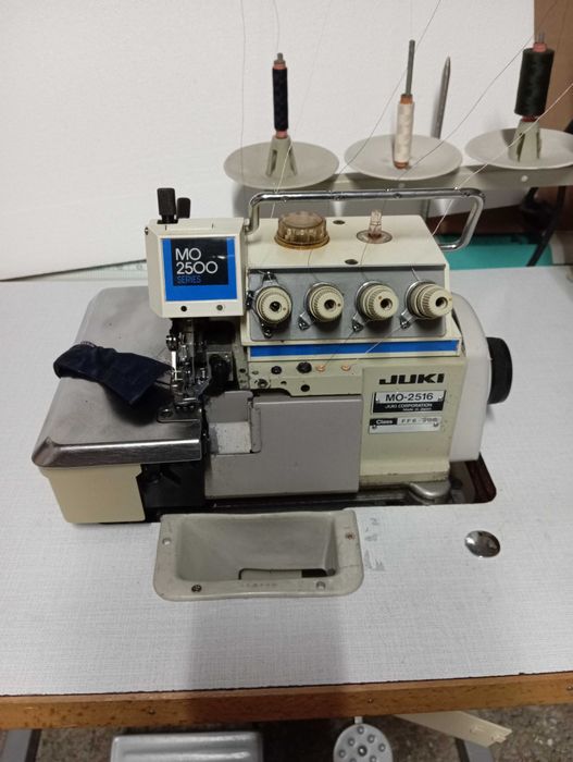 Продавам покривна биетарка шевна машина