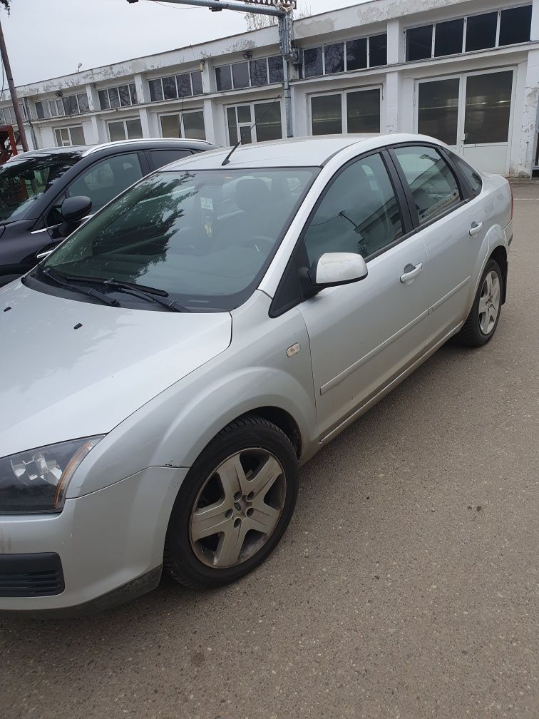 Vând Ford Focus 2
