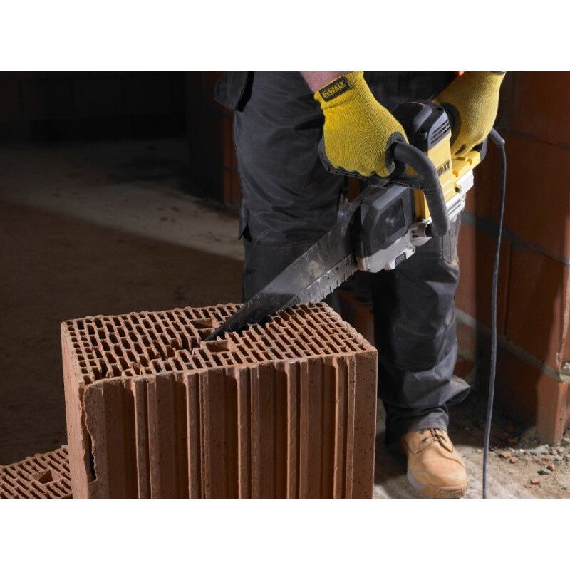 Електрически Трион тип Алигатор DeWALT DWE397