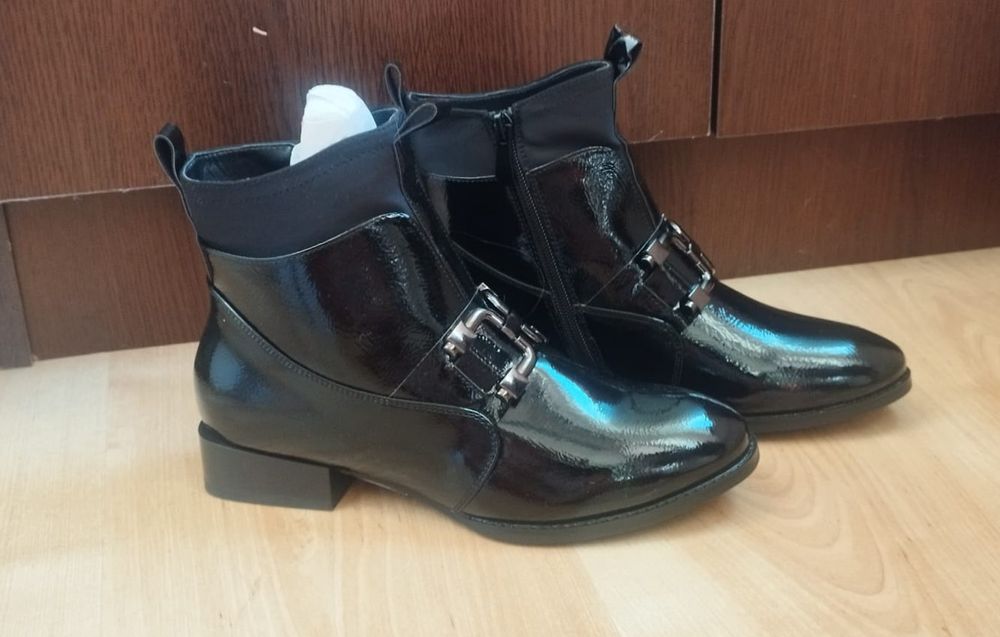 Botine noi marimea 38