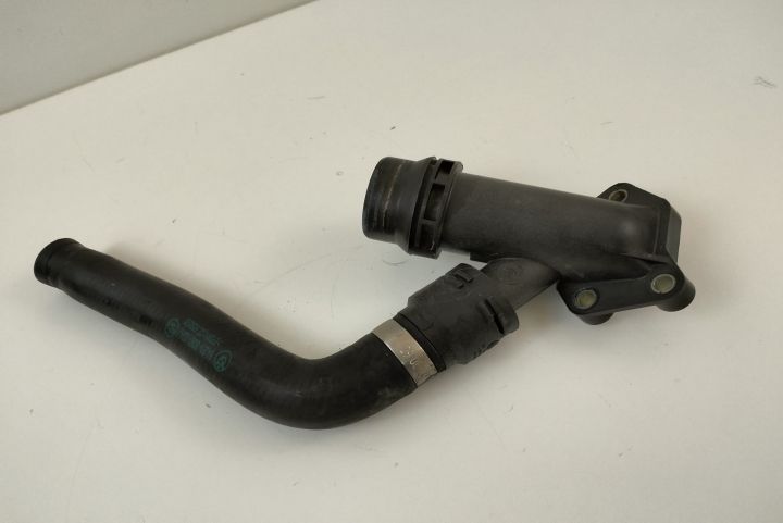 Corp Carcasa Distribuitor Termostat Apa  11122247744 BMW Seria 3 E90/