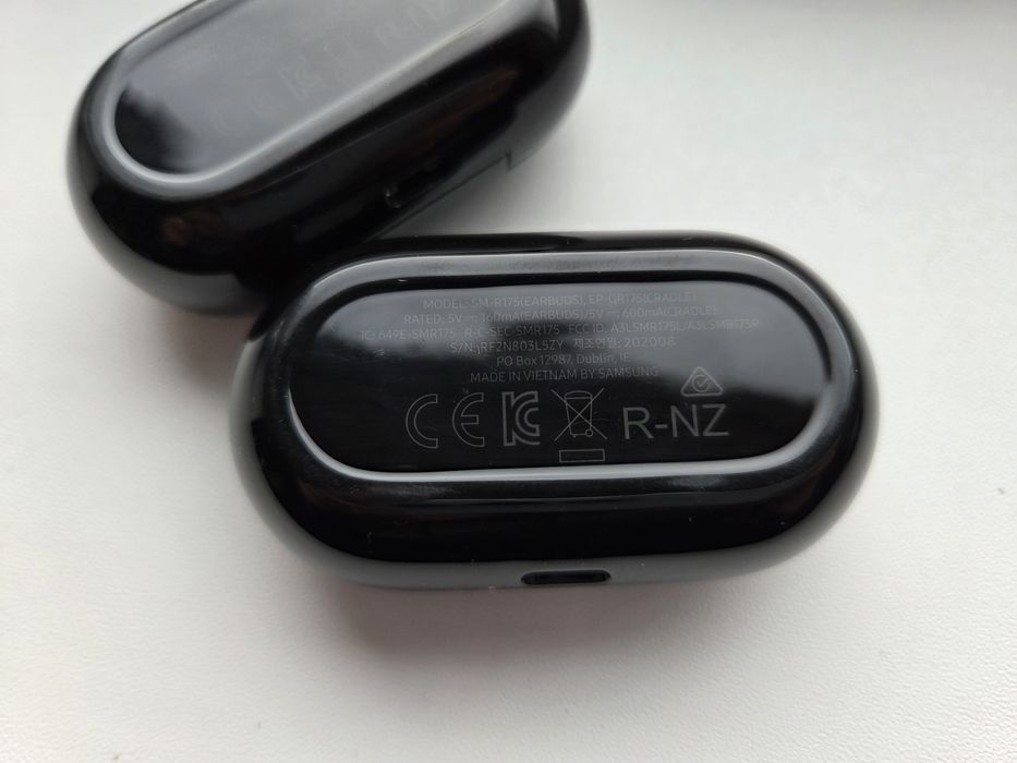 Samsung Buds+ casti bluetooth