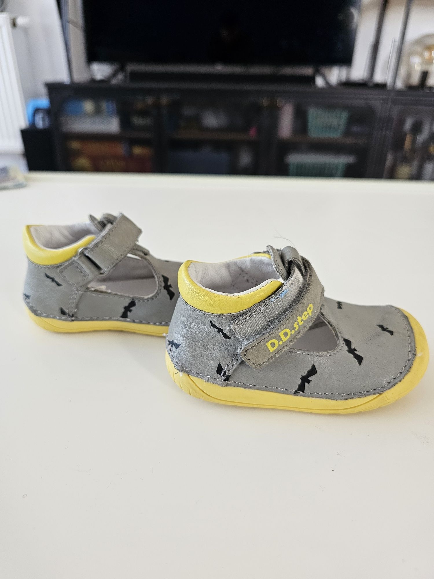 Incaltaminte bebe DD Step Barefoot, marimea 20