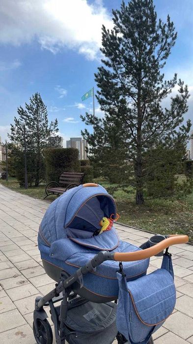 Коляска 2 в 1 Adamex Encore синяя