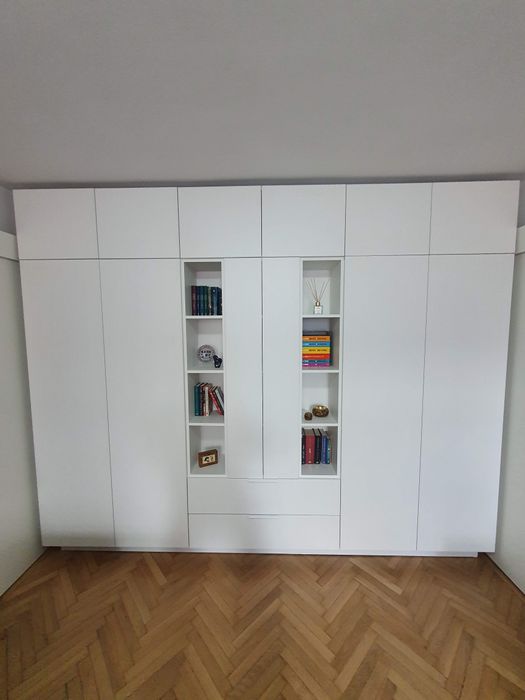 Mobila la comanda, bucătărie, dressing, baie, hol, living etc