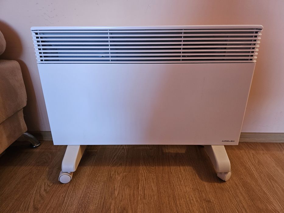 Конвектор Airelec Tactic Pro 2000W, Електронен термостат