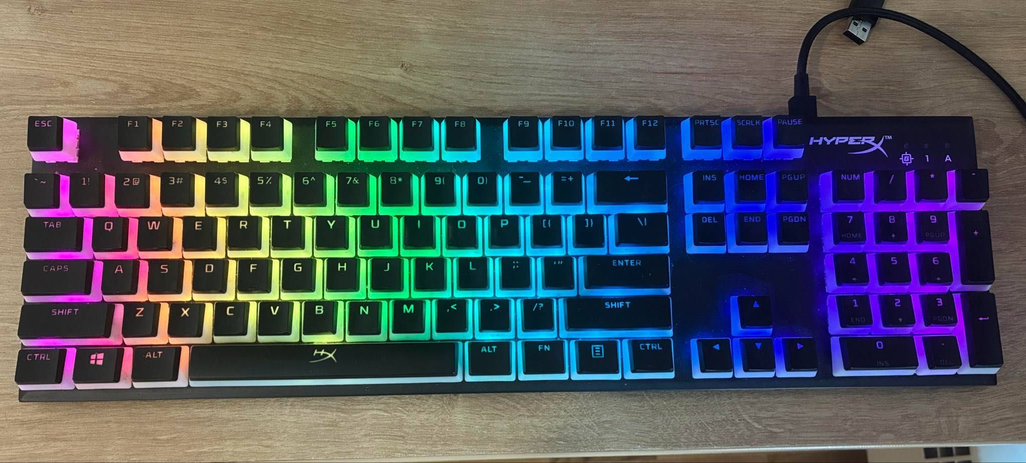 Геймърска клавиатура HyperX Alloy FPS RGB Kailh Speed Silver суичове