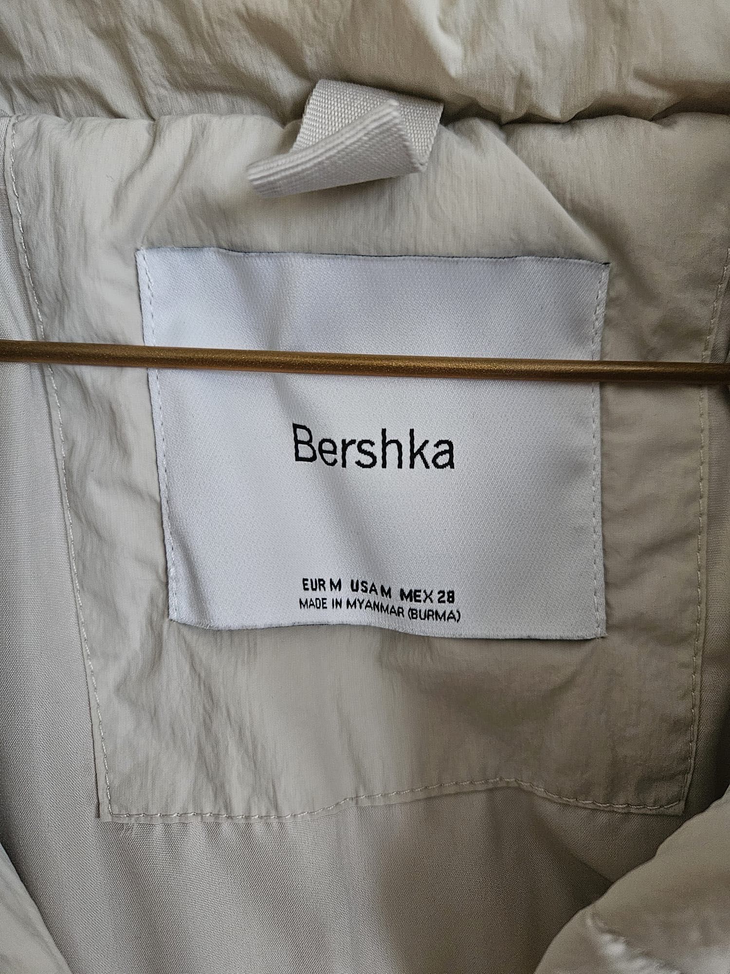Bershka, дамско зимно яке, размер М