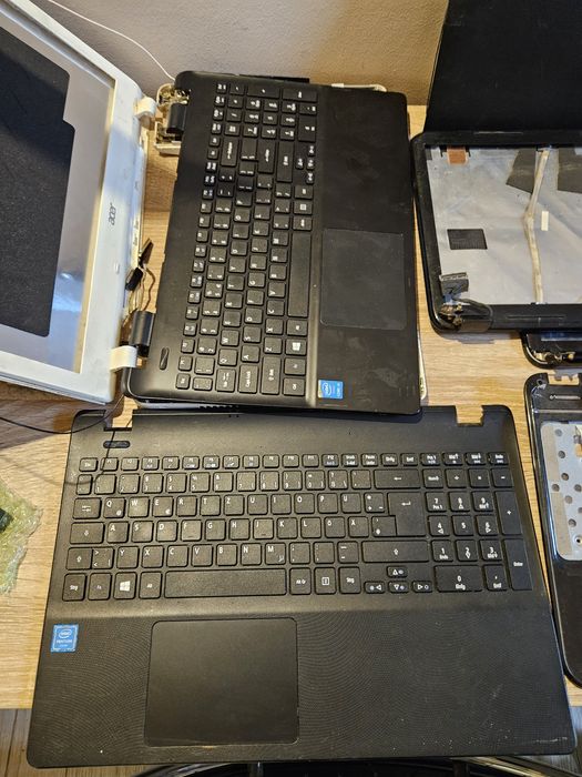 Acer defect placa baza v3 572g 350h