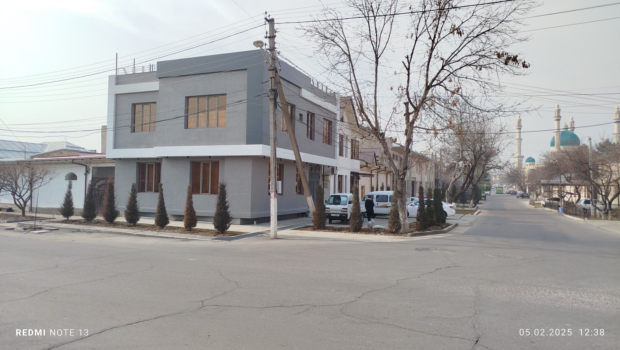Литературный 2,2 сот кўча юзида