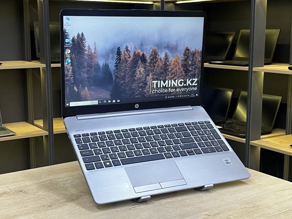 Офисный ноутбук HP 250 G8 - Core i5-1035G1/8GB/SSD 128GB/Intel UHD