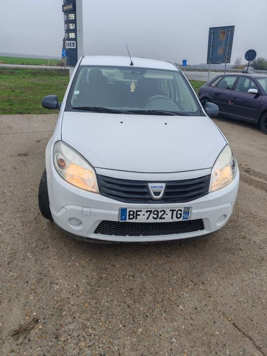 Dacia Sandero 1.4 gpl 2011