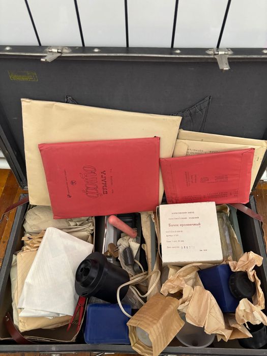 Фотоувеличитель
KROKUS COLOR 3
(Польша, фирма PZO +рамки и фотобумага