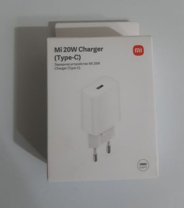 Продам зарядное устройство Xiaomi Mi 20W AD201EU