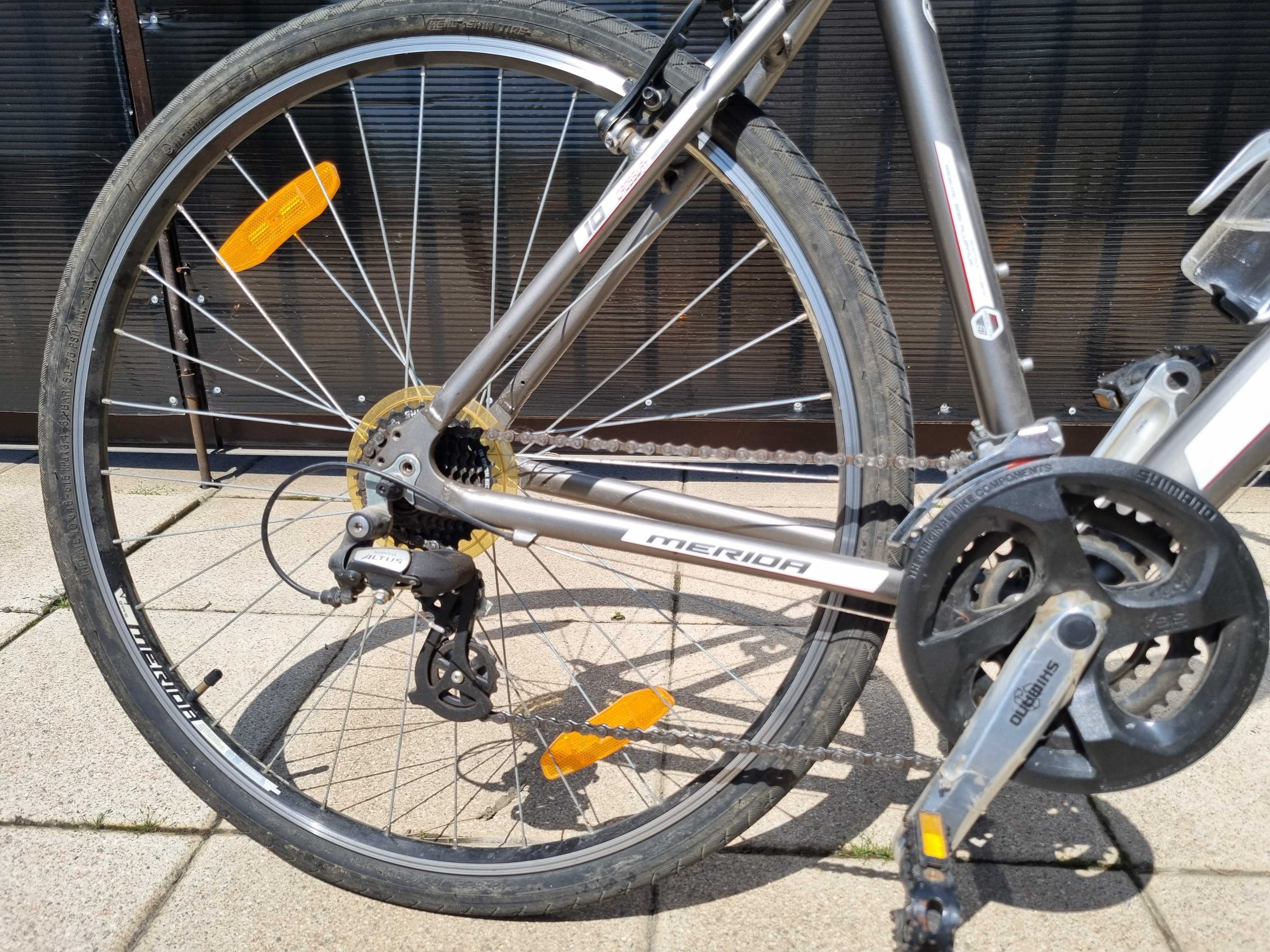 Bicicleta MERIDA Crossway 10 foarte putin utilizata