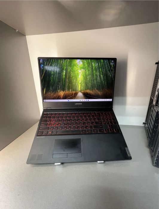 Lenovo Legion Y7000