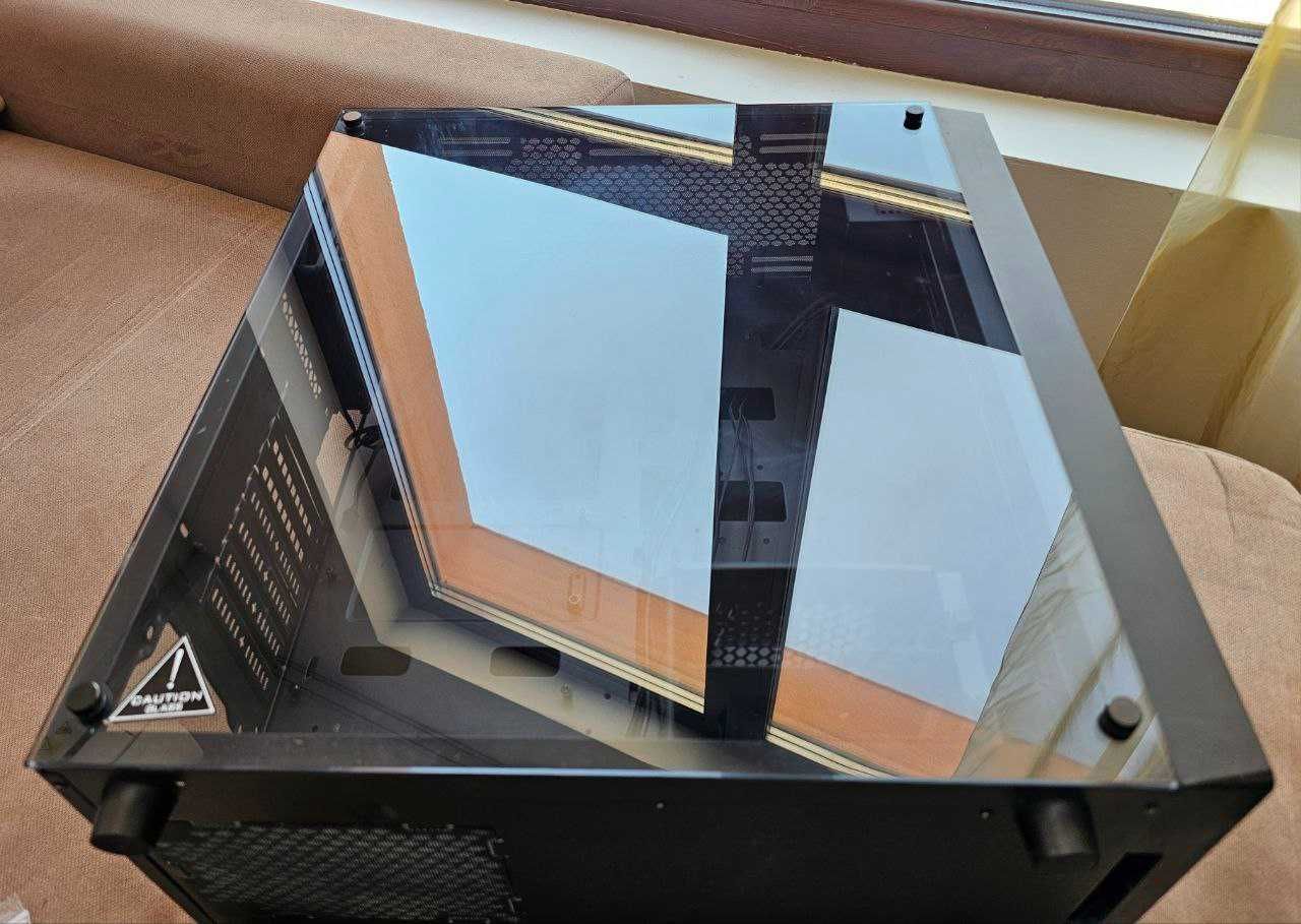 DeepCool E-SHIELD Mini-ITX / Mico-ATX / ATX / E-ATX |Кутия за компютър