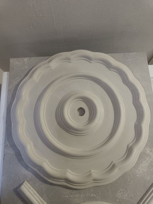 Гипсови розетки за полилеи и други орнаменти,