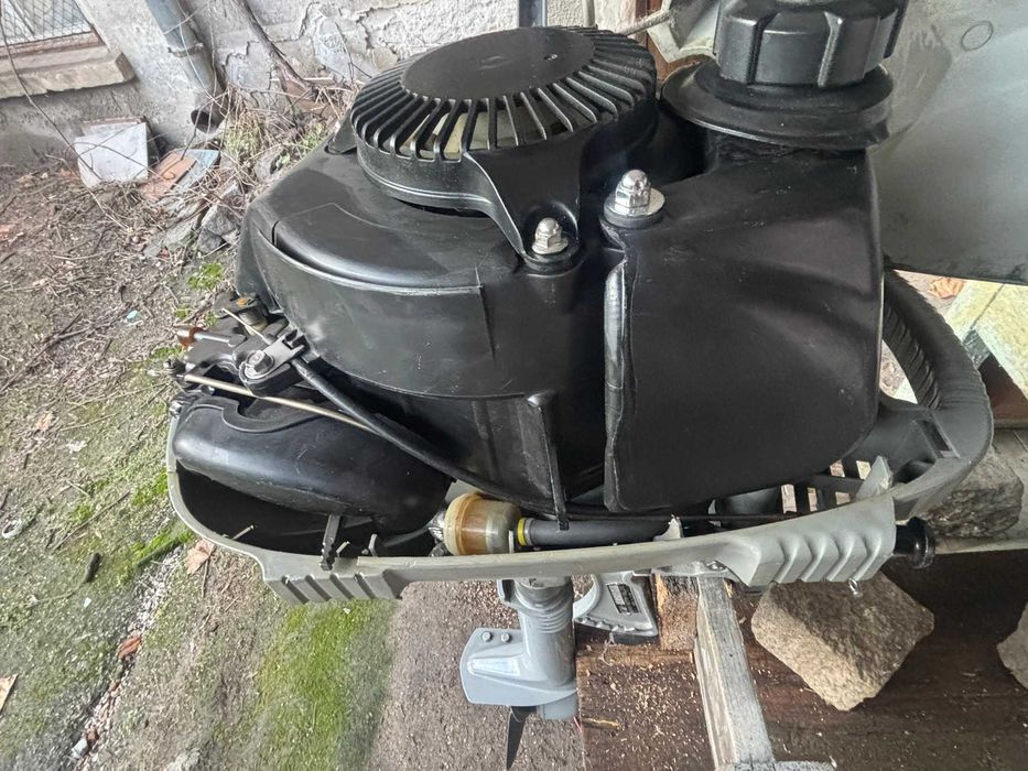 Извънбордов двигател Honda 2hp