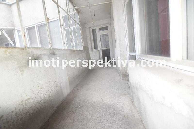 Продава се Тристаен апартамент в Пловдив, Кършияка - 70 кв.м за 1715 €/кв.м - Снимка #8