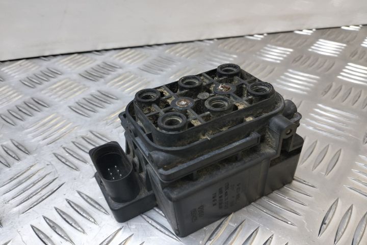 Modul Valva suspensie aer 15152400052 / 4e0616014 Audi A8 D3/4E