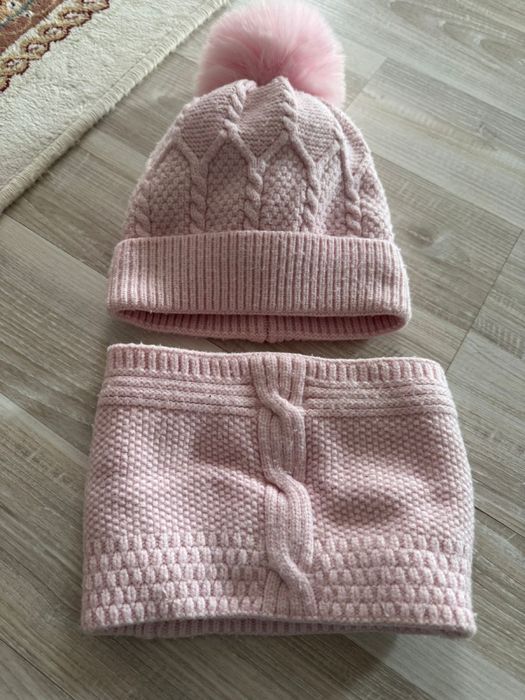 Шапка со снудом  всего 2000 как на фото