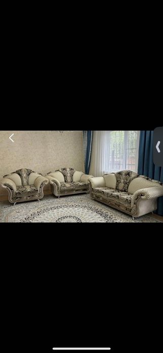 Продам диван в гостиную