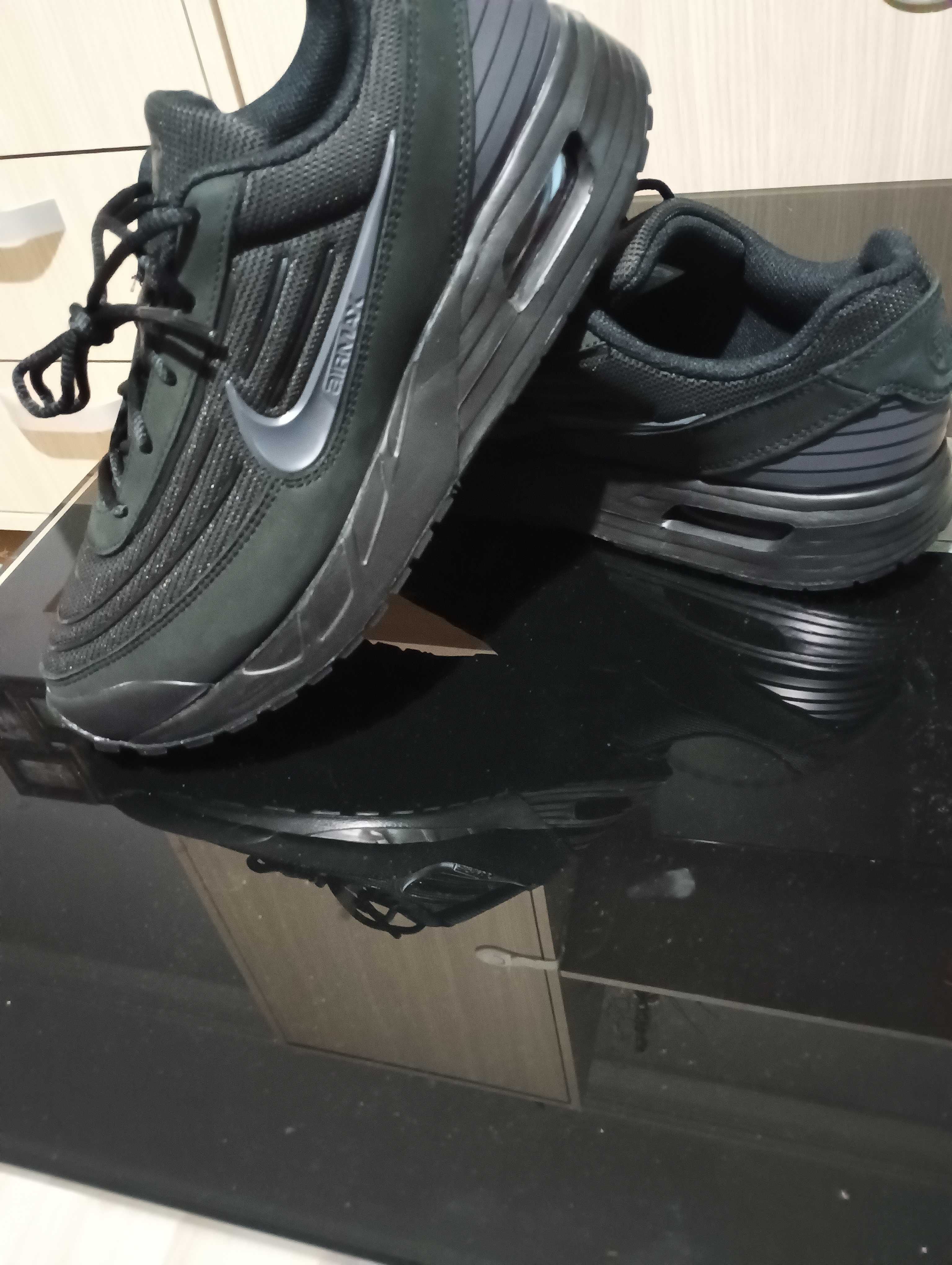 Nike air max verse 42.5