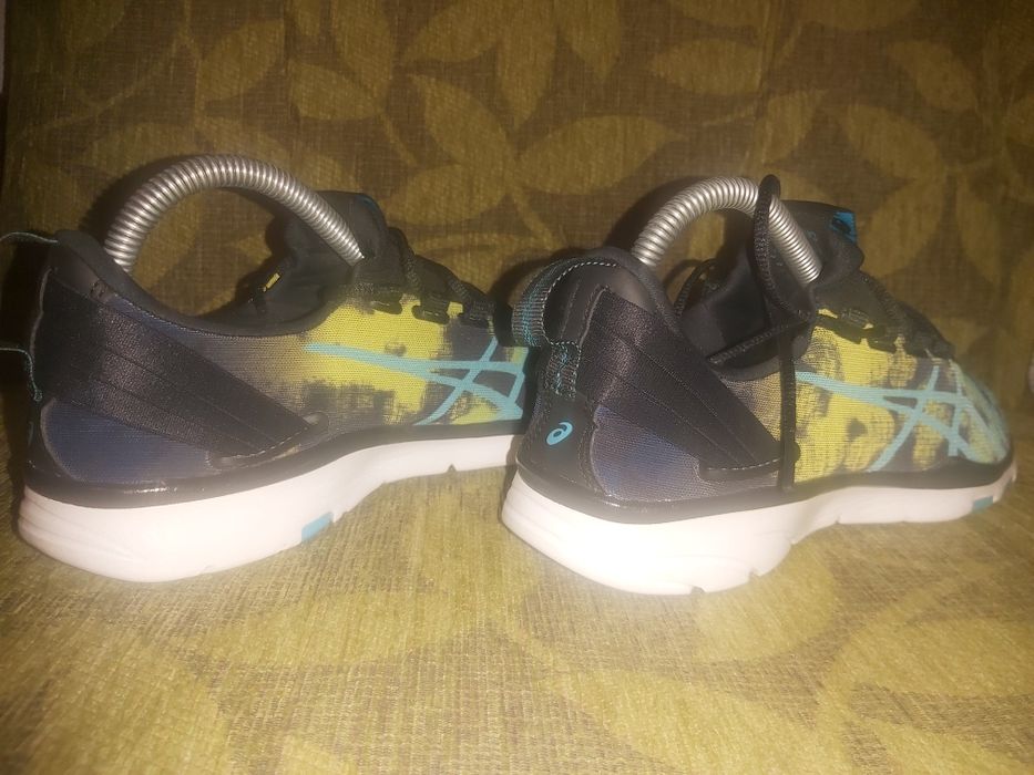 Дамски маратонки Asics