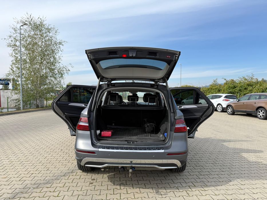 Mercedes ML350 4MATIC 2012