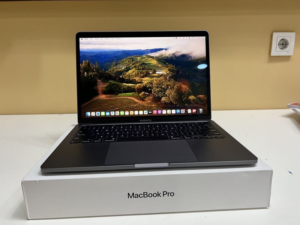 Продам Macbook Pro 13