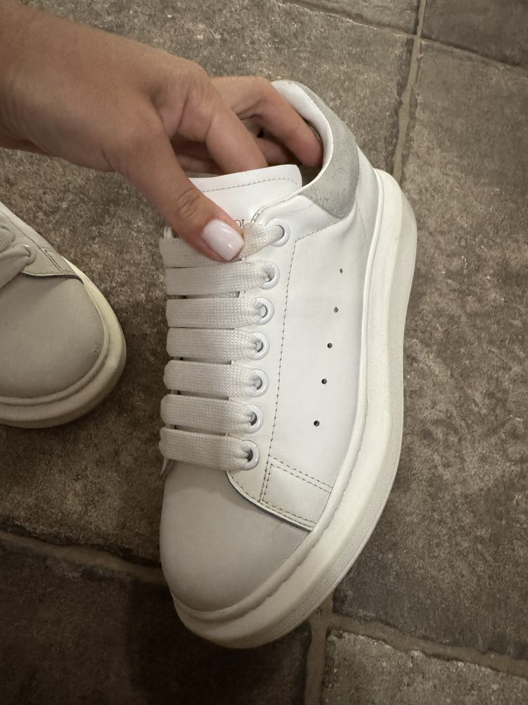 Кецове Mcqueen дамски