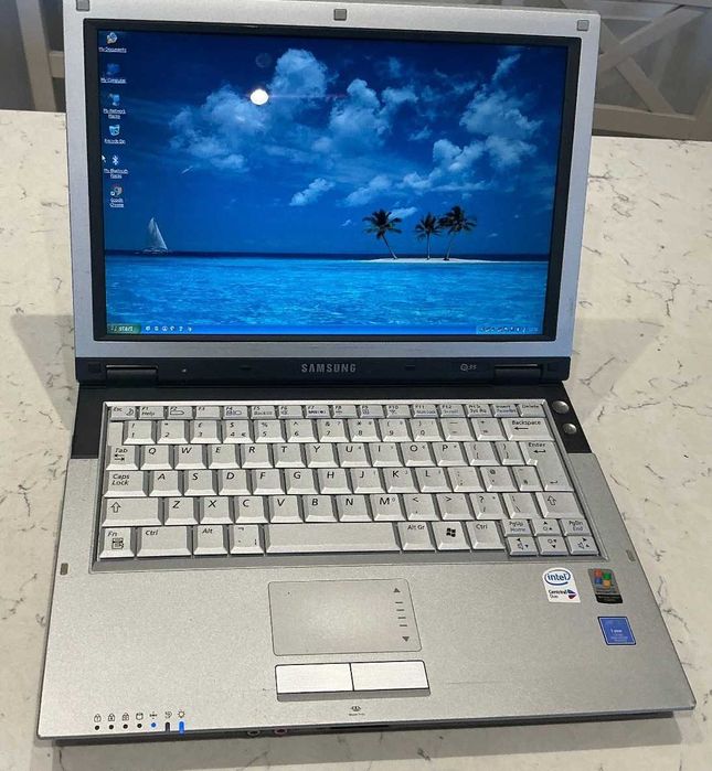 Laptop mini Samsung Q35 - functional,instalat