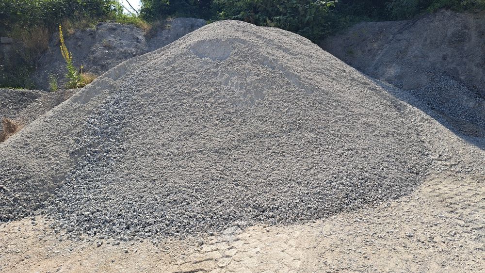 Транспорт и доставка на инертни материали