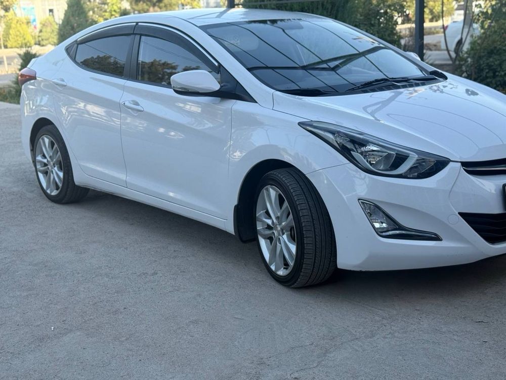 Elantra 2015 mexanika