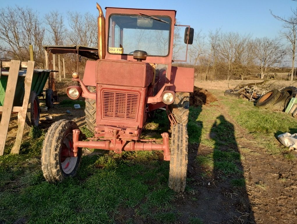 De vânzare tractor U650 in stare tehnica foarte buna