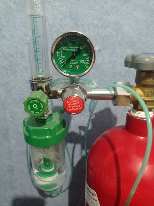 Кислородна Бутилка с система за Дишане