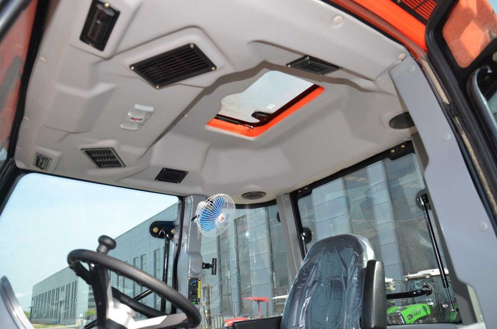 Tractor nou 50–150 CP, 4x4, Cabină cu AC, Incarcator frontal inclus !